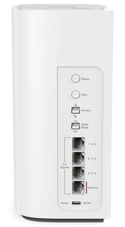 An image of the Linksys SPNM60CF's bottom panel